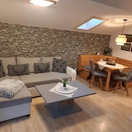 Am Stein Apartmán *